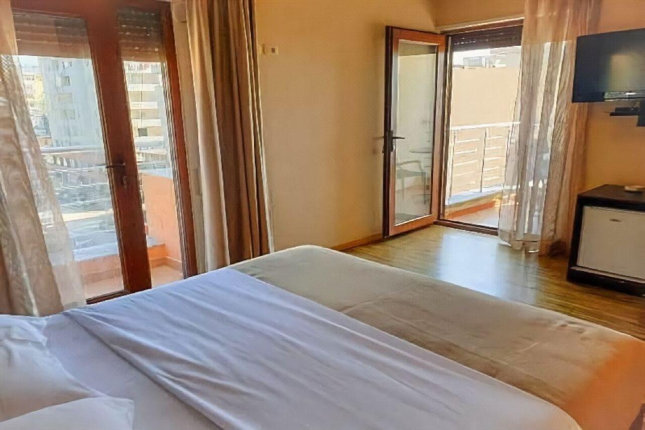 Hotel Nais Beach دراس المظهر الخارجي الصورة
