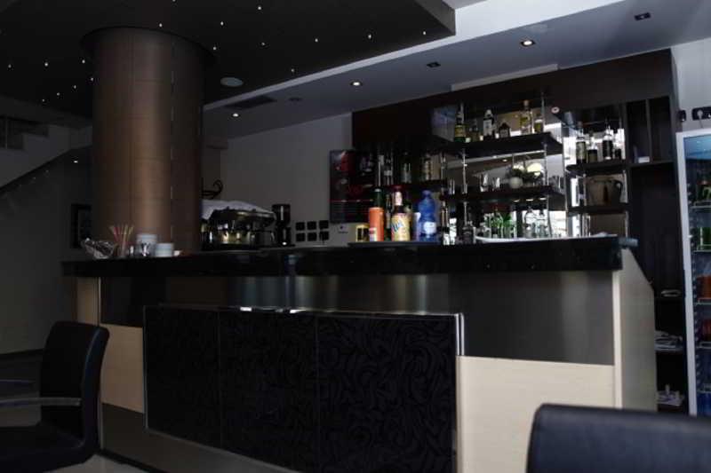 Hotel Nais Beach دراس المظهر الخارجي الصورة