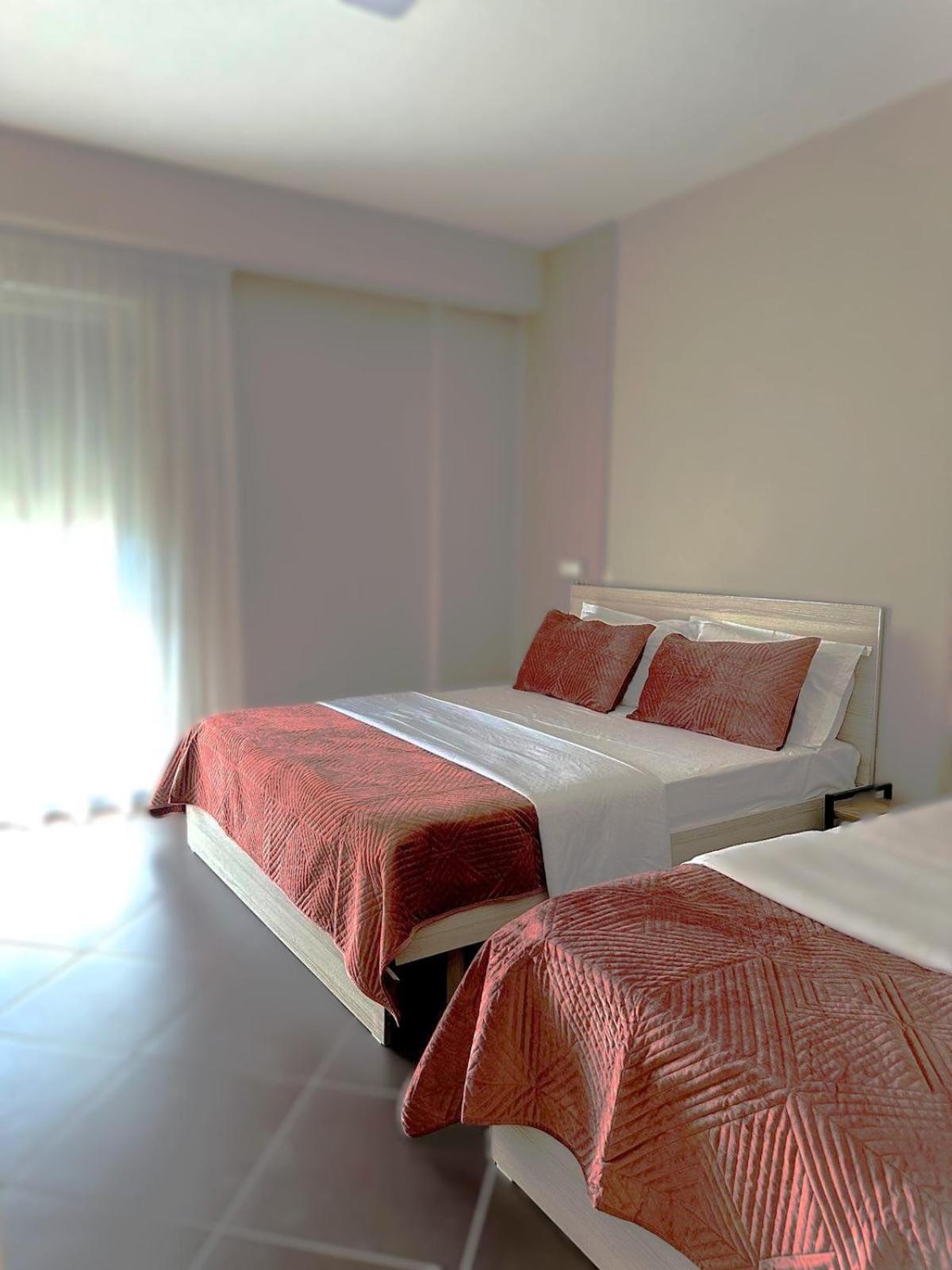 Hotel Nais Beach دراس المظهر الخارجي الصورة