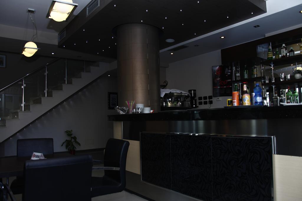 Hotel Nais Beach دراس المظهر الخارجي الصورة