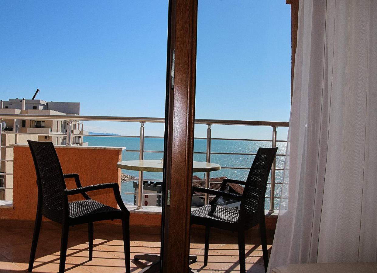 Hotel Nais Beach دراس المظهر الخارجي الصورة